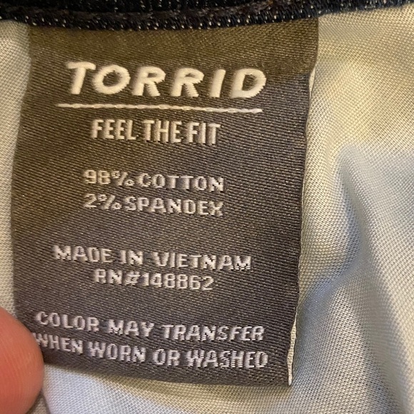 Torrid 20 NWT Boyfriend Straight Jeans Mid Rise Womens Stretch New With Tags - Picture 11 of 16